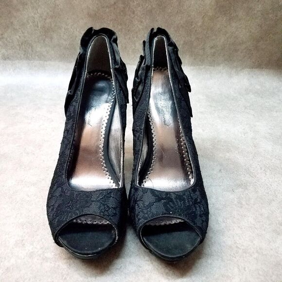 Lulu Townsend Womens Gloria Size 7.5 Black Slip On Peep Toe Floral Heel - Picture 2 of 10